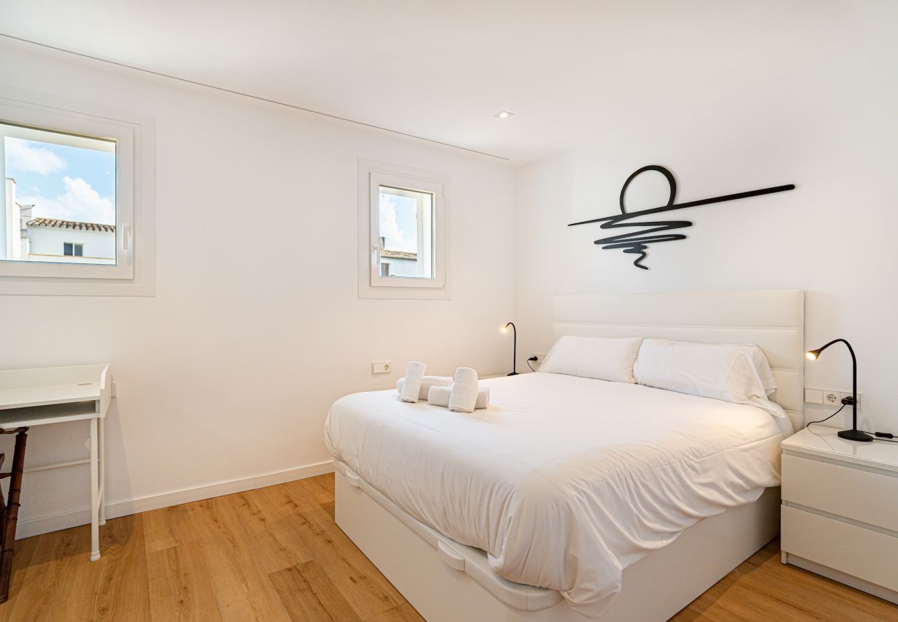 Apartment in Palma de Mallorca - Lonja Old Town by Priority Villas