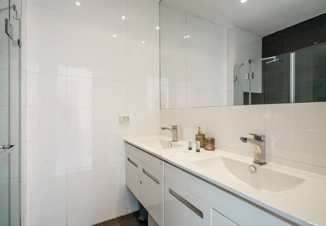 Apartment in Tel Aviv - Jaffa - Bright & Family Friendly Near Beach by FeelHome