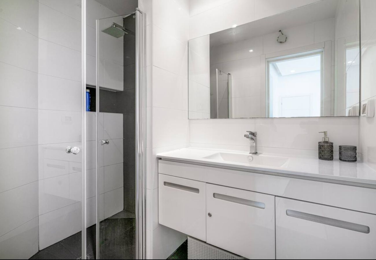 Apartment in Tel Aviv - Jaffa - Bright & Family Friendly Near Beach by FeelHome