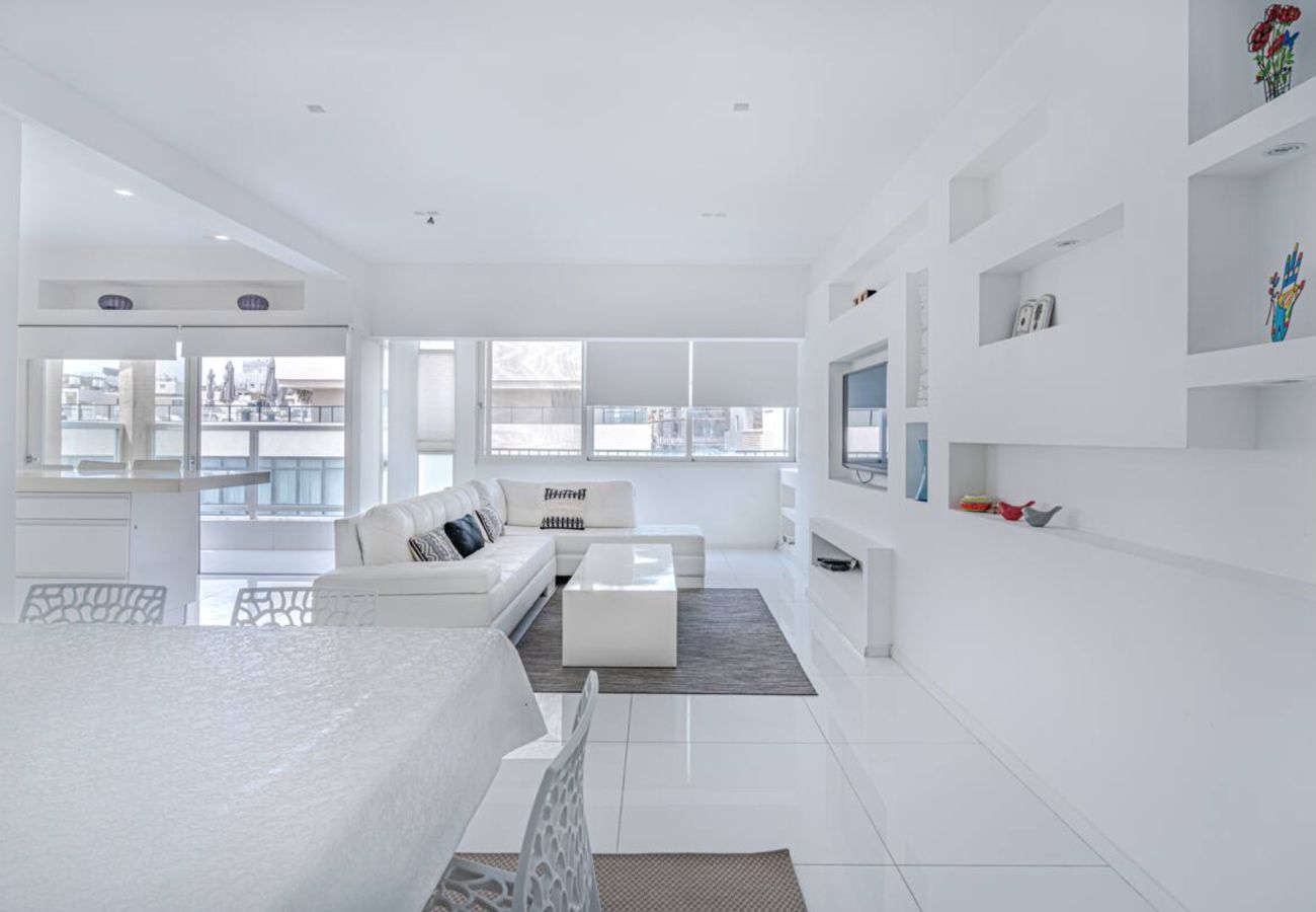 Apartment in Tel Aviv - Jaffa - Bright & Family Friendly Near Beach by FeelHome