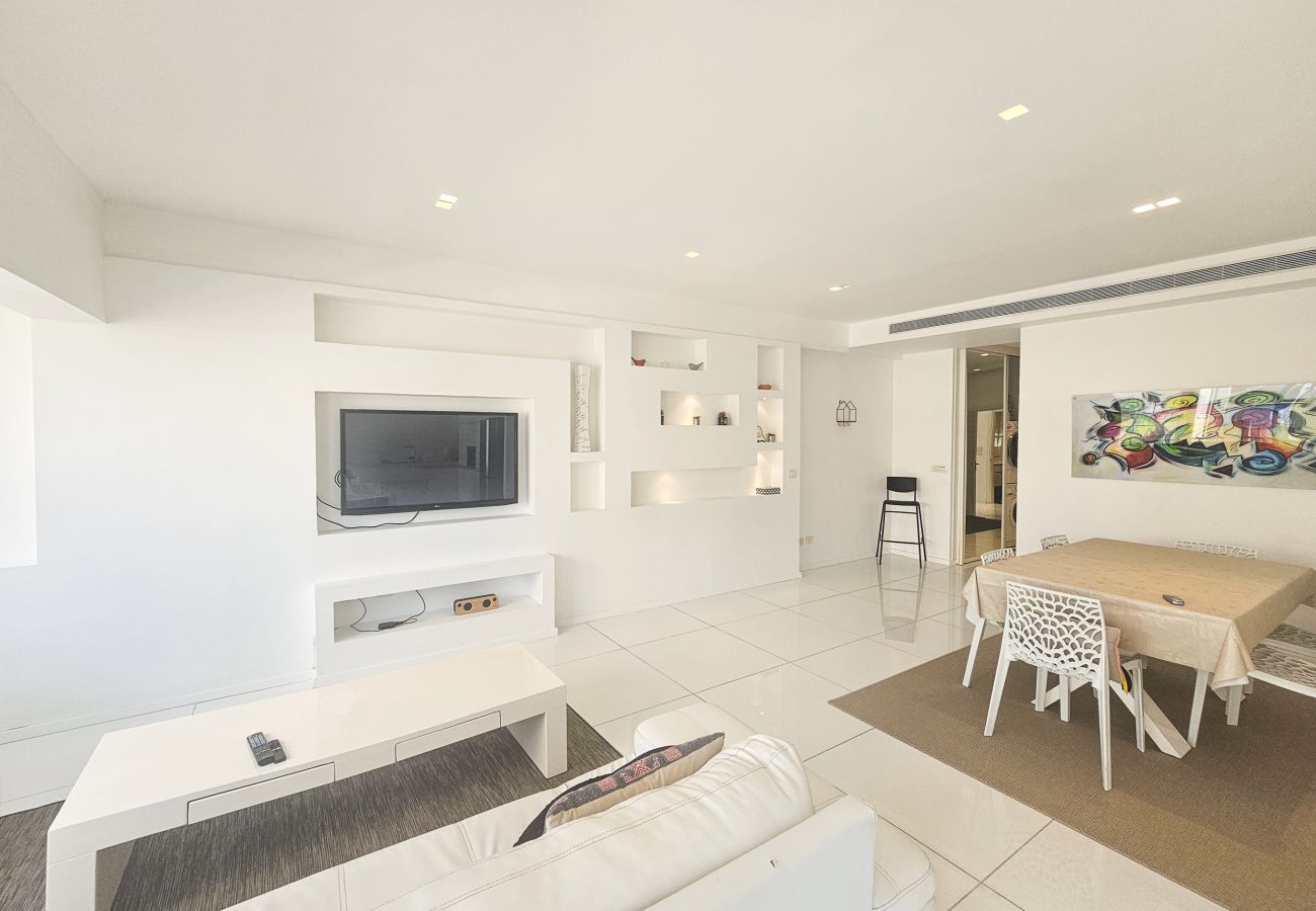 Apartment in Tel Aviv - Jaffa - MIKLAT Bright & Family Friendly Near Beach by FeelHome