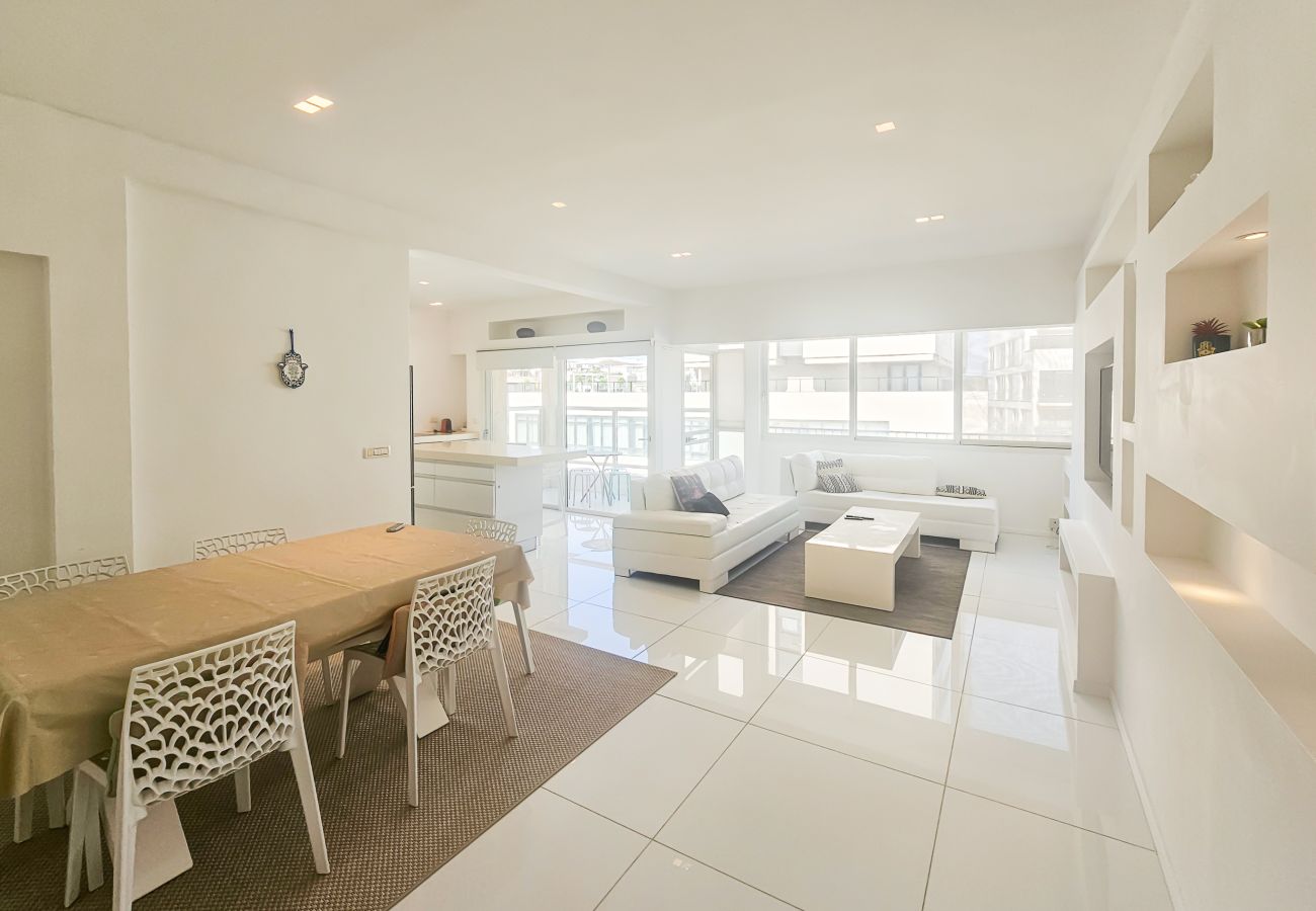 Apartment in Tel Aviv - Jaffa - MIKLAT Bright & Family Friendly Near Beach by FeelHome