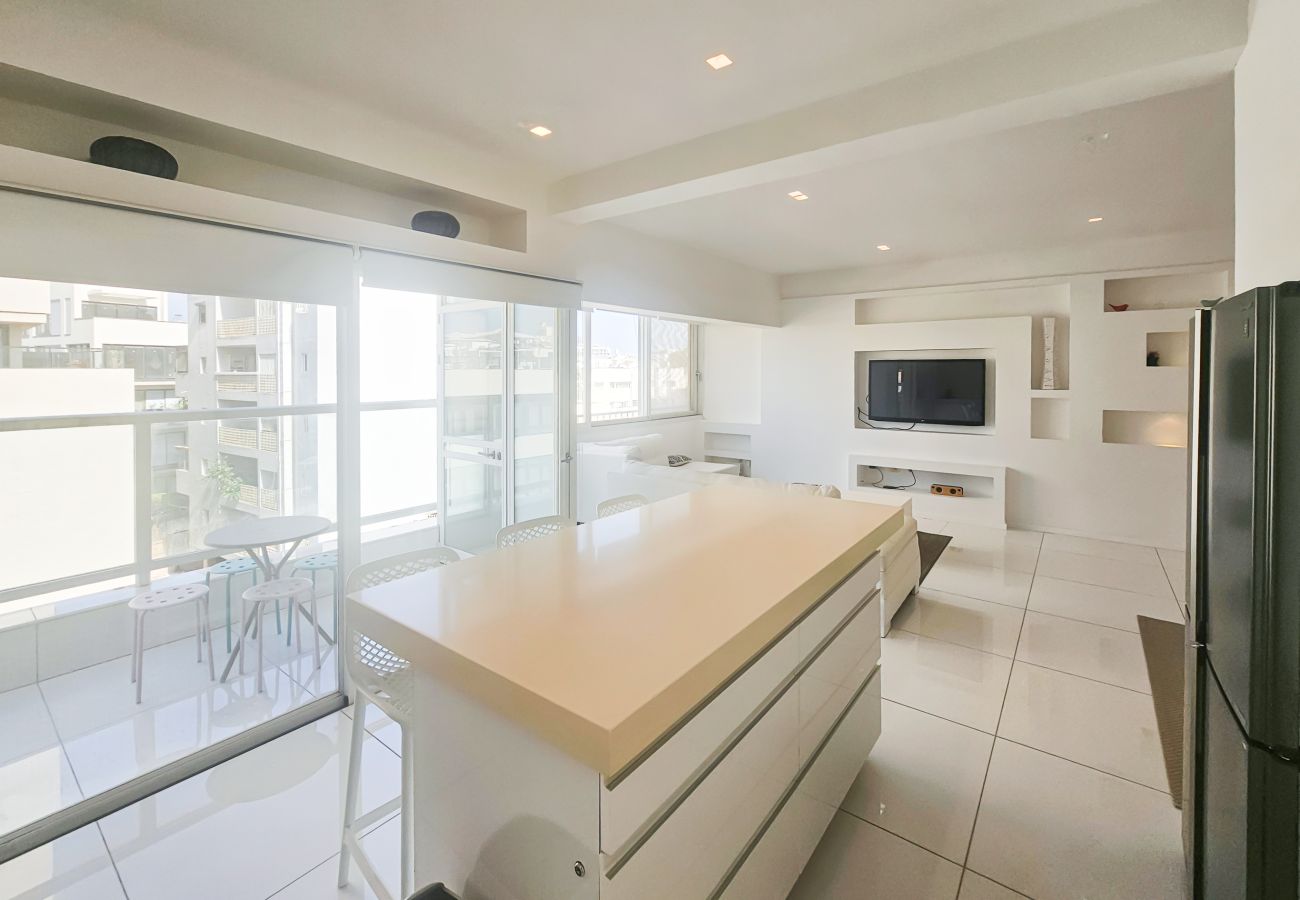 Apartment in Tel Aviv - Jaffa - MIKLAT Bright & Family Friendly Near Beach by FeelHome