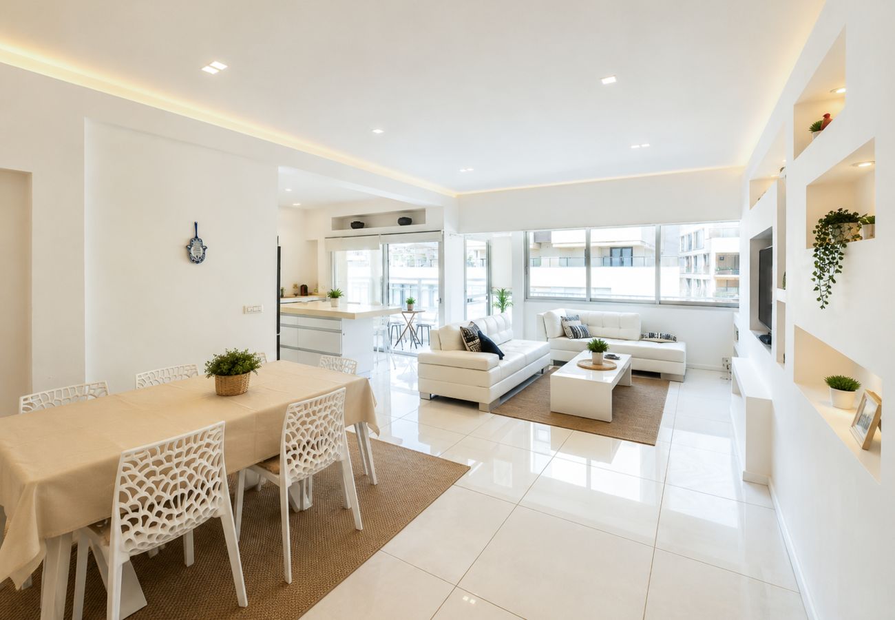 Apartment in Tel Aviv - Jaffa - MIKLAT Bright & Family Friendly Near Beach by FeelHome