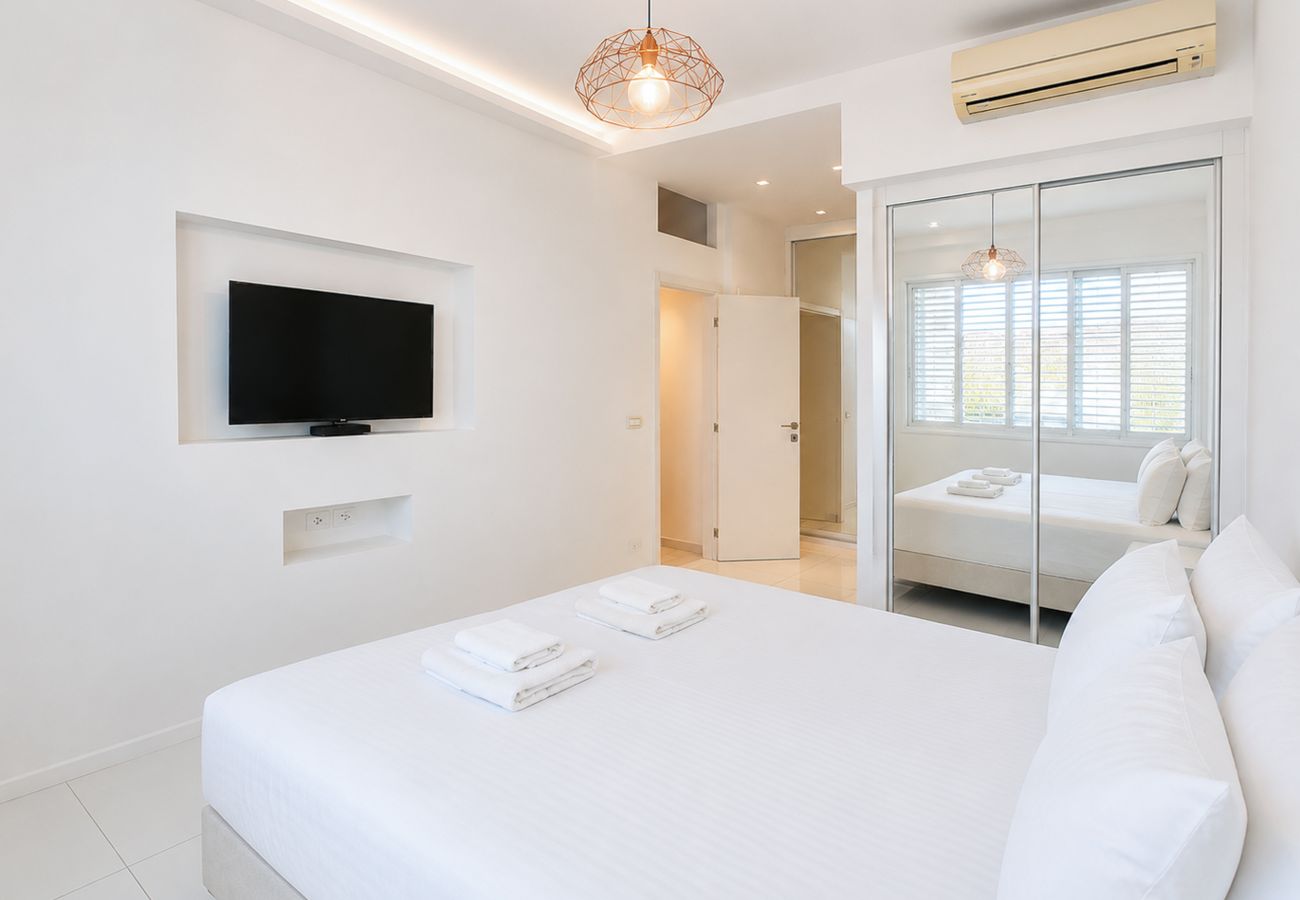 Apartment in Tel Aviv - Jaffa - MIKLAT Bright & Family Friendly Near Beach by FeelHome