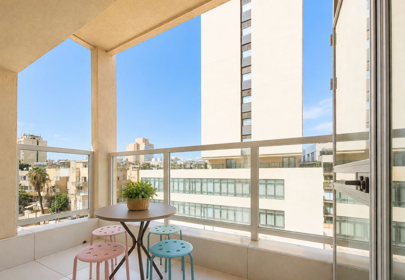 Apartment in Tel Aviv - Jaffa - MIKLAT Bright & Family Friendly Near Beach by FeelHome