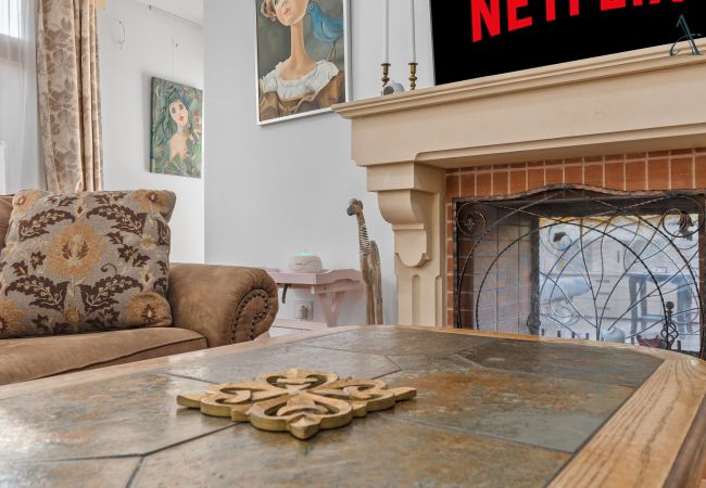 House in Bucharest - Art House House in Bucharest - Art House