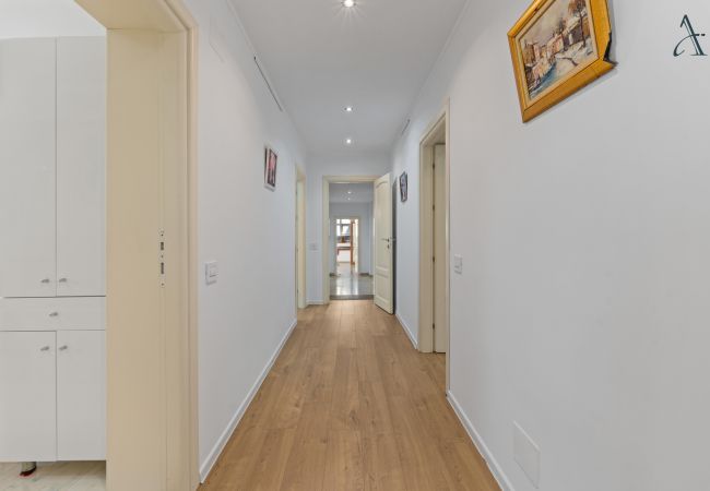 House in Bucharest - Art House House in Bucharest - Art House