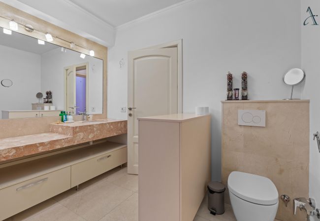 House in Bucharest - Art House House in Bucharest - Art House