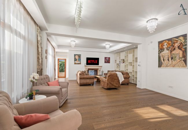 House in Bucharest - Art House House in Bucharest - Art House