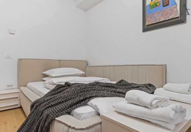 House in Bucharest - Art House House in Bucharest - Art House