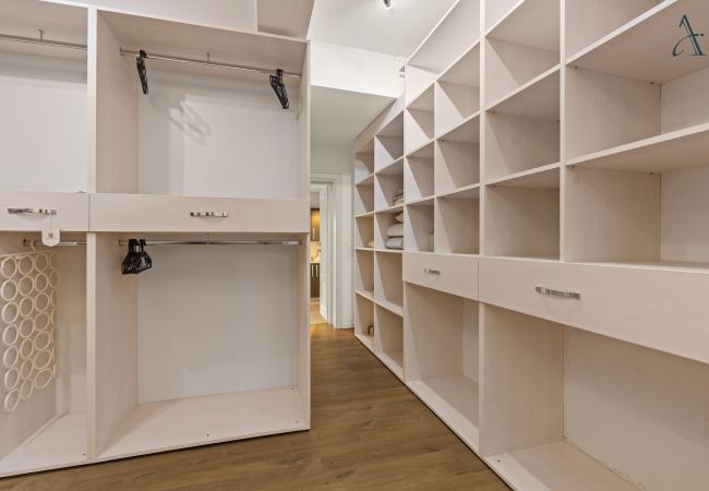 House in Bucharest - Art House House in Bucharest - Art House