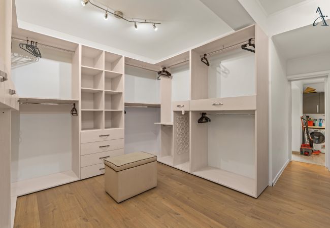 House in Bucharest - Art House House in Bucharest - Art House