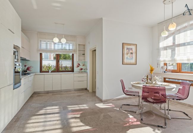 House in Bucharest - Art House House in Bucharest - Art House