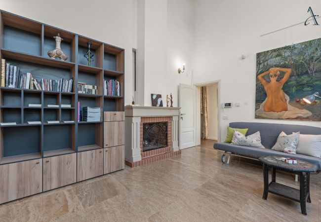 House in Bucharest - Art House House in Bucharest - Art House