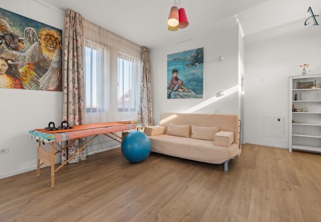 House in Bucharest - Art House House in Bucharest - Art House