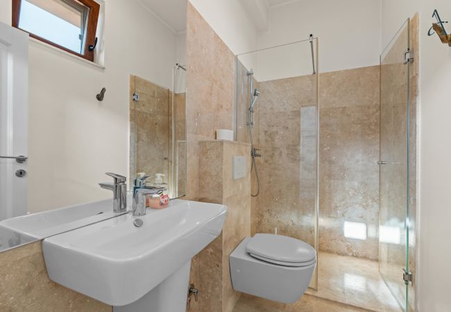 House in Bucharest - Art House House in Bucharest - Art House