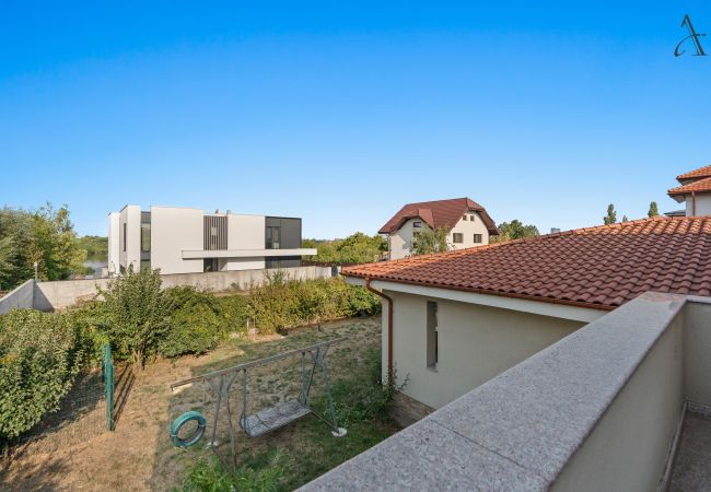 House in Bucharest - Art House House in Bucharest - Art House