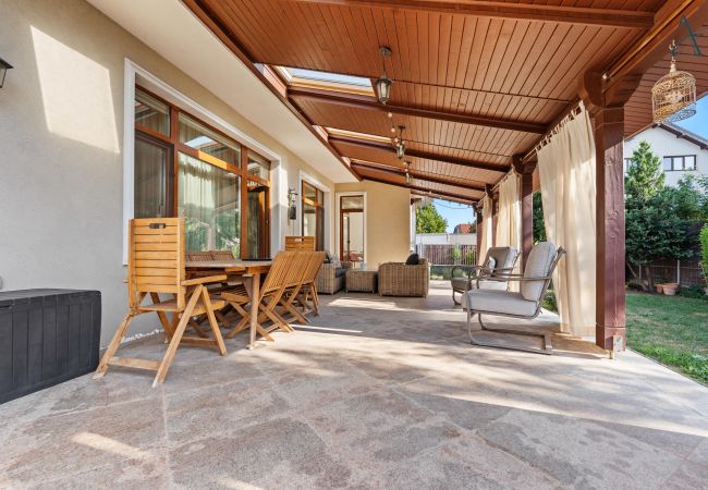 House in Bucharest - Art House House in Bucharest - Art House