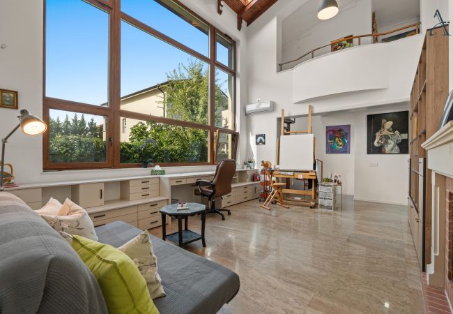 House in Bucharest - Art House House in Bucharest - Art House