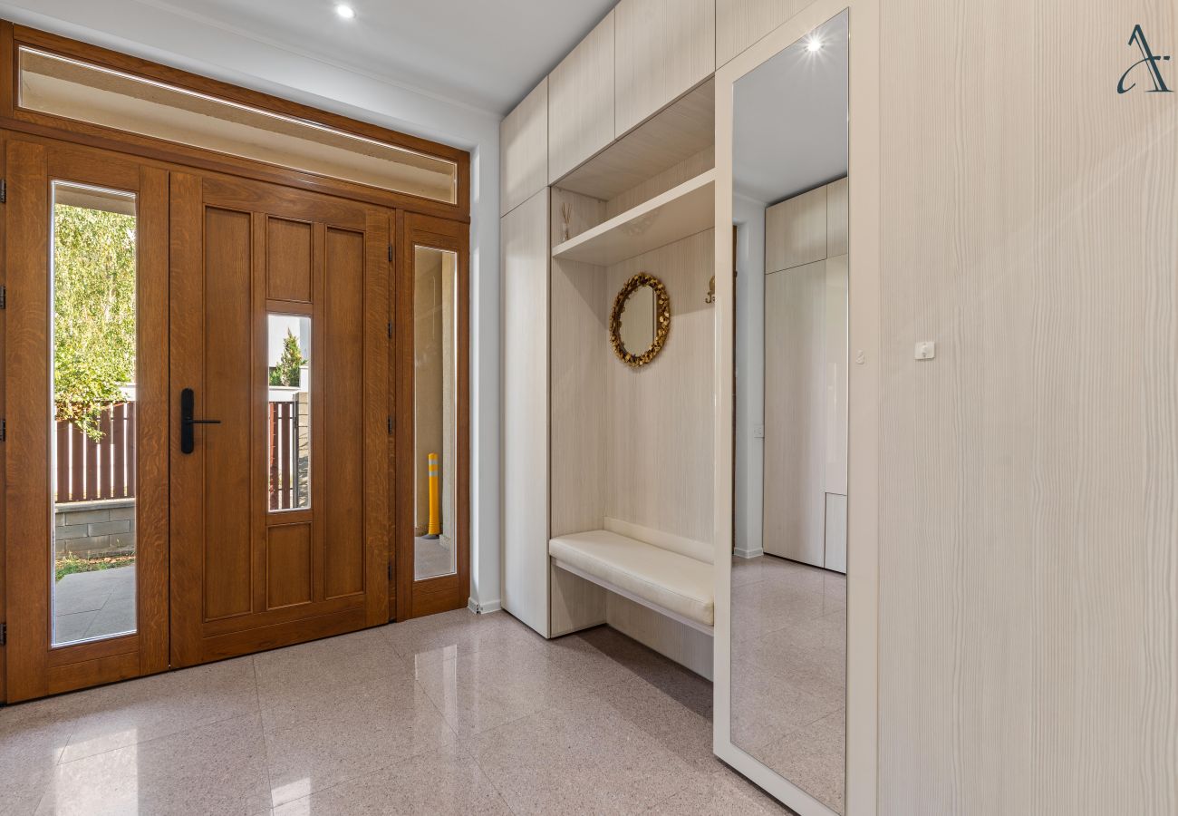 House in Bucharest - Art House