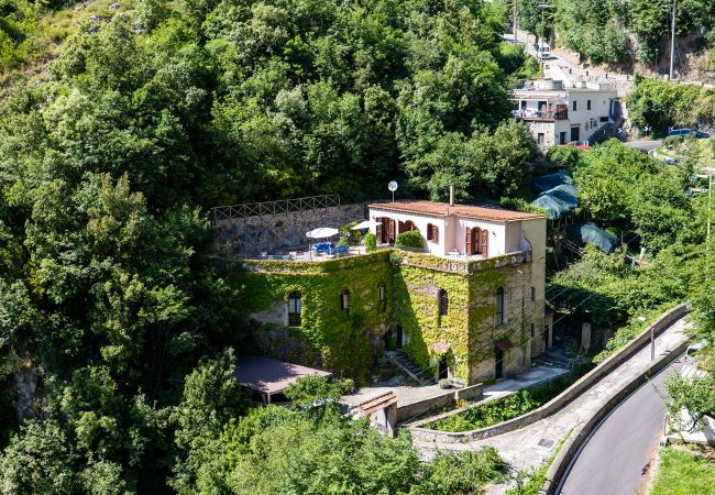 Villa in Ravello - Ravello Watermill Retreat – Your private oasis between lemon groves and the sea Villa in Ravello - Ravello Watermill Retreat – Your private oasis between lemon groves and the sea