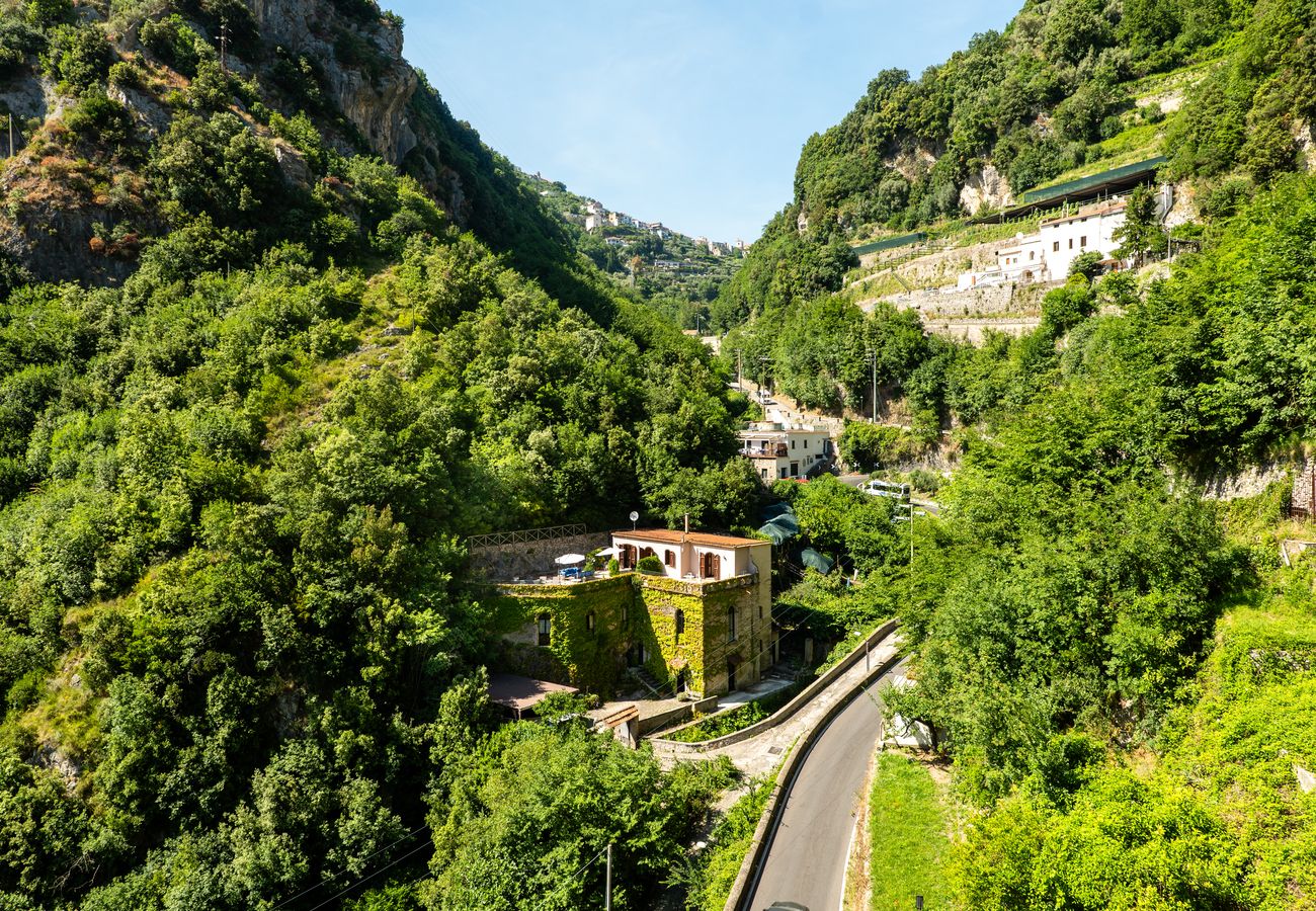 Villa in Ravello - Ravello Watermill Retreat – Your private oasis between lemon groves and the sea