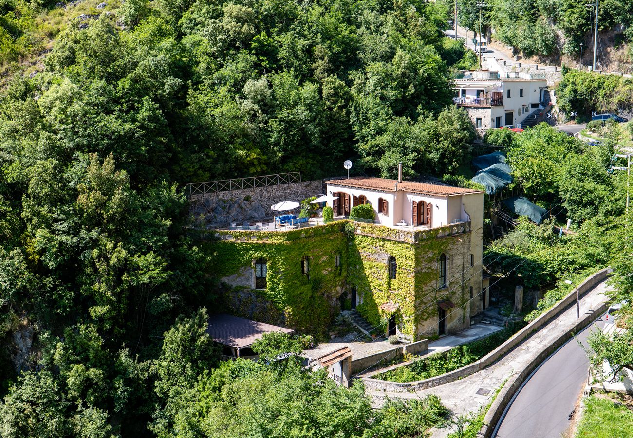 Villa in Ravello - Ravello Watermill Retreat – Your private oasis between lemon groves and the sea