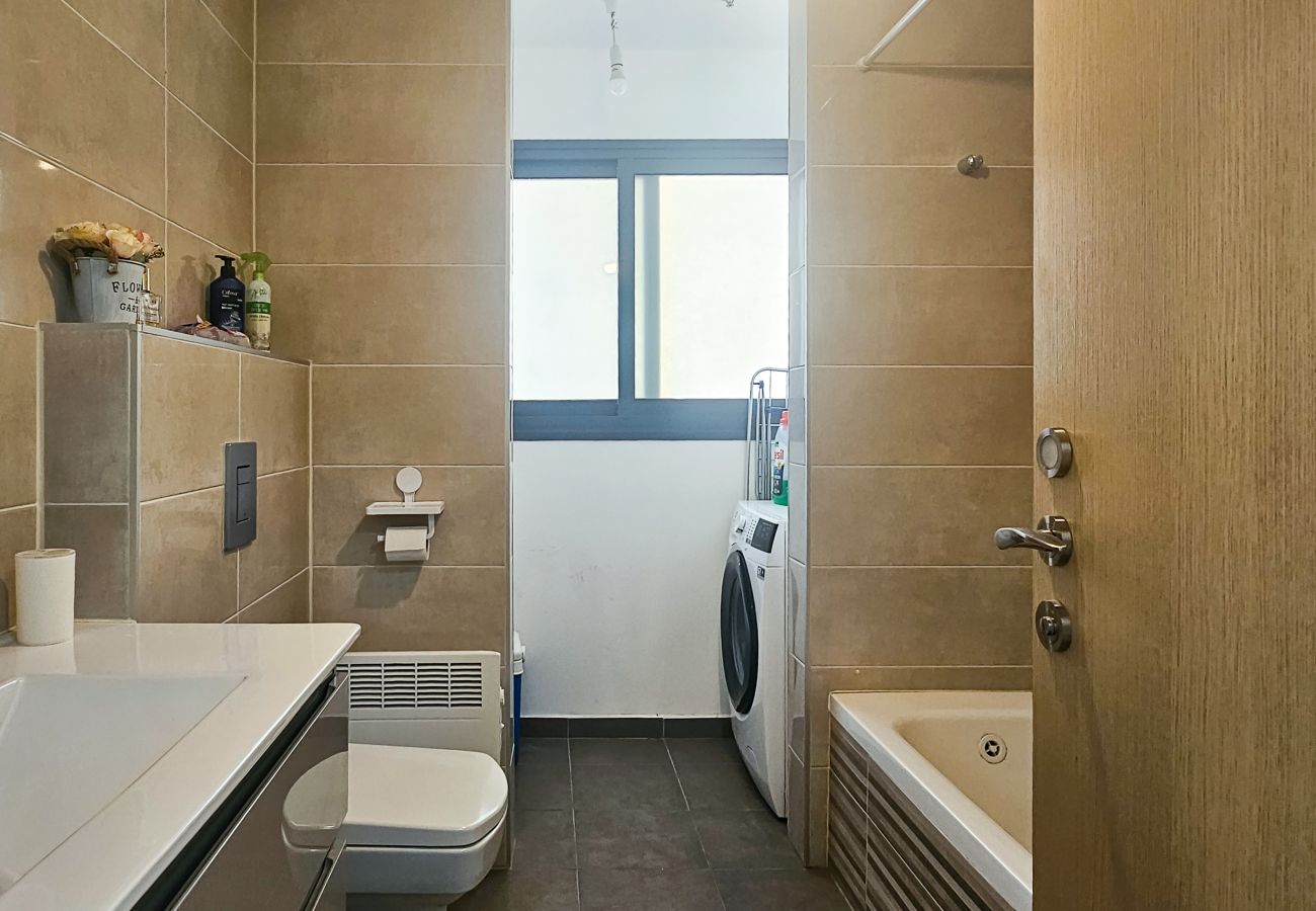 Apartment in Jerusalem - MAMAD Family Friendly New Condo by FeelHome