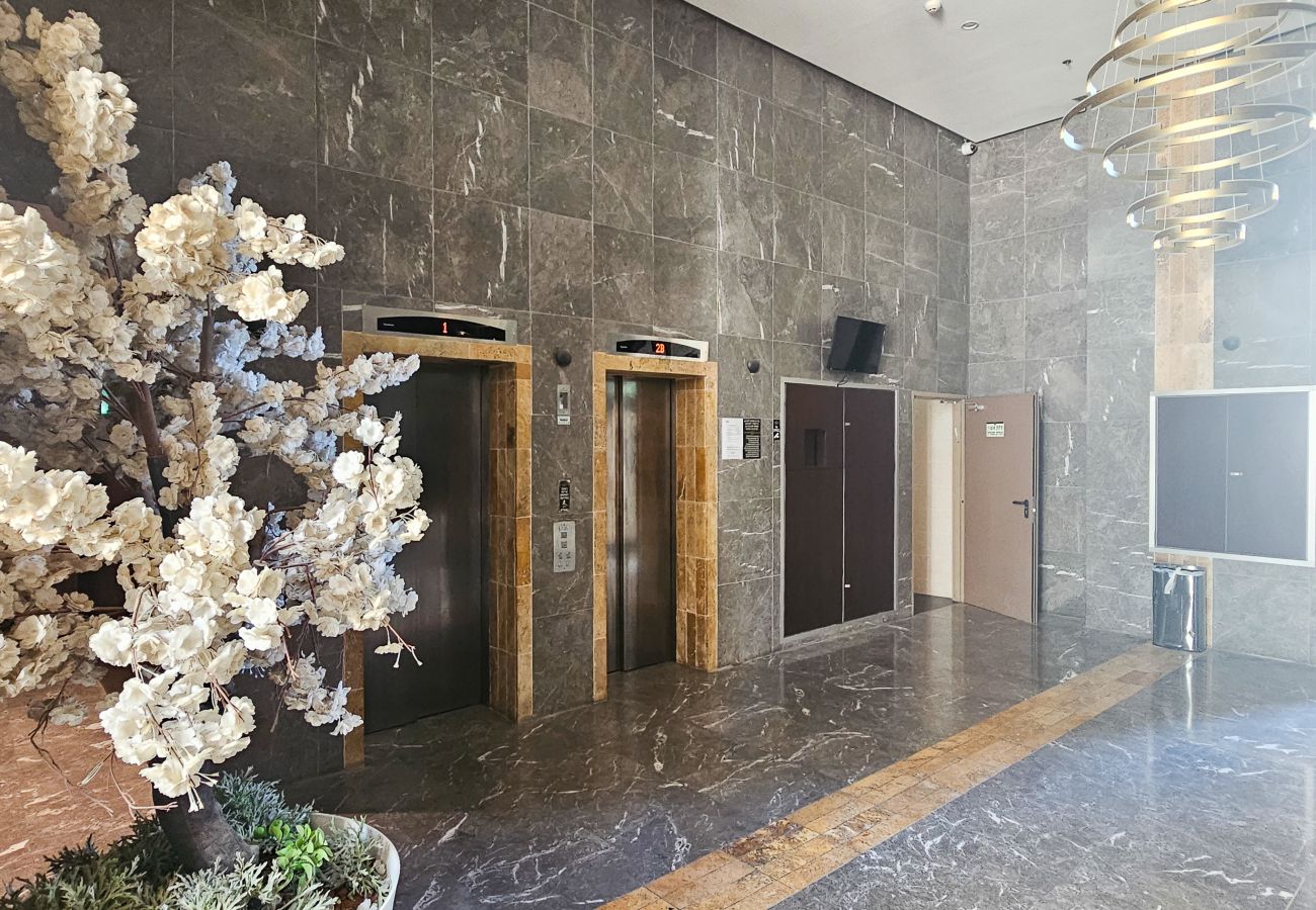 Apartment in Jerusalem - MAMAD Family Friendly New Condo by FeelHome