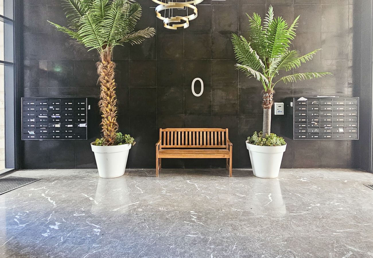 Apartment in Jerusalem - MAMAD Family Friendly New Condo by FeelHome