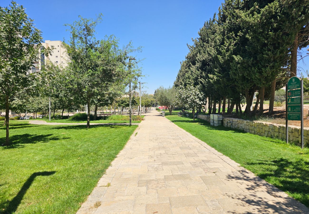 Apartment in Jerusalem - MAMAD Family Friendly New Condo by FeelHome