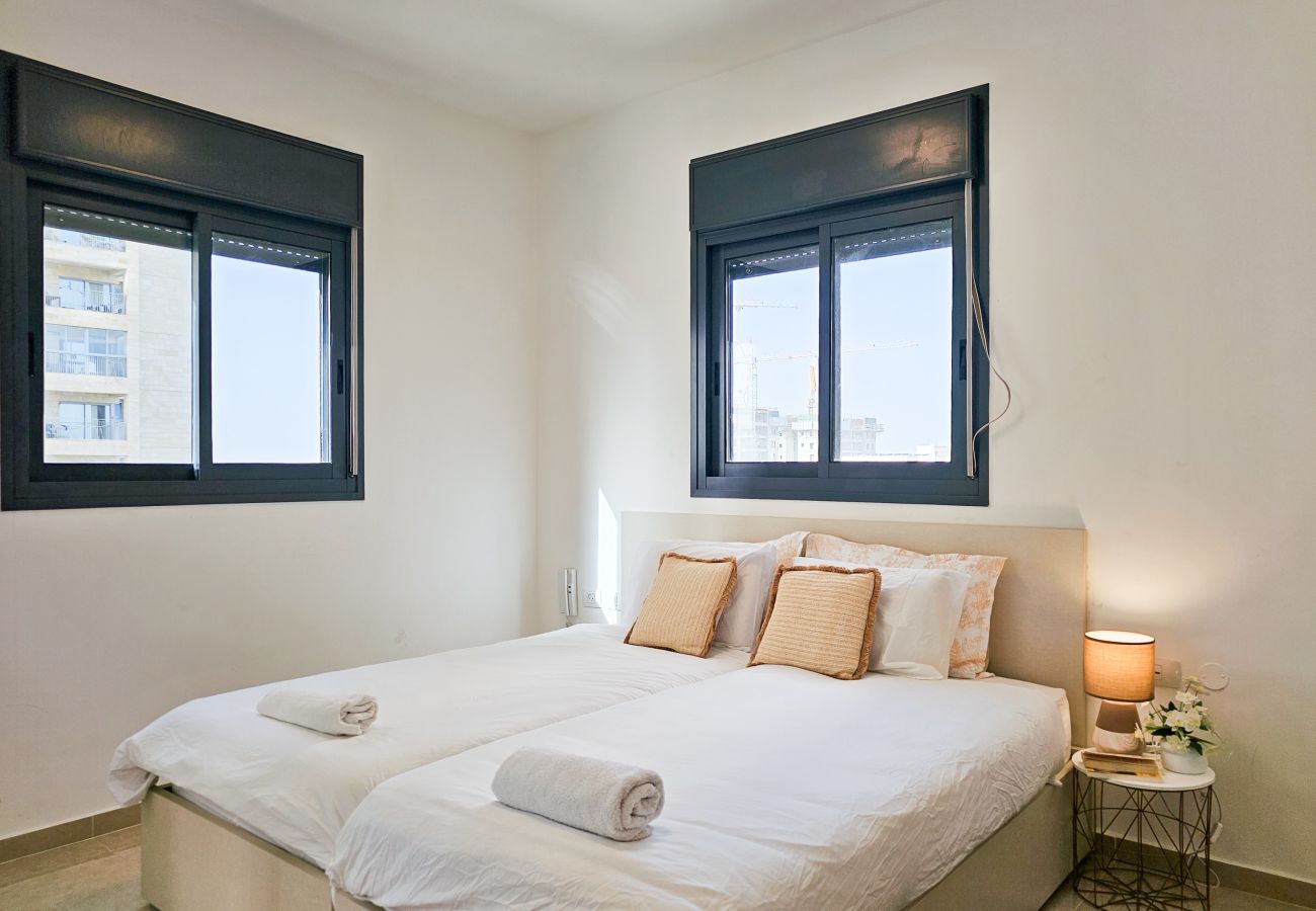 Apartment in Jerusalem - MAMAD Family Friendly New Condo by FeelHome