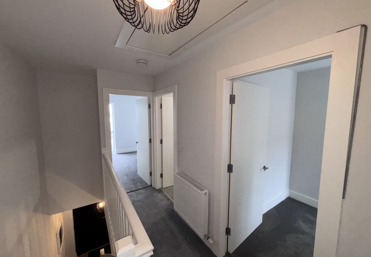 House in Baldoyle - Eloquent North Dublin House 