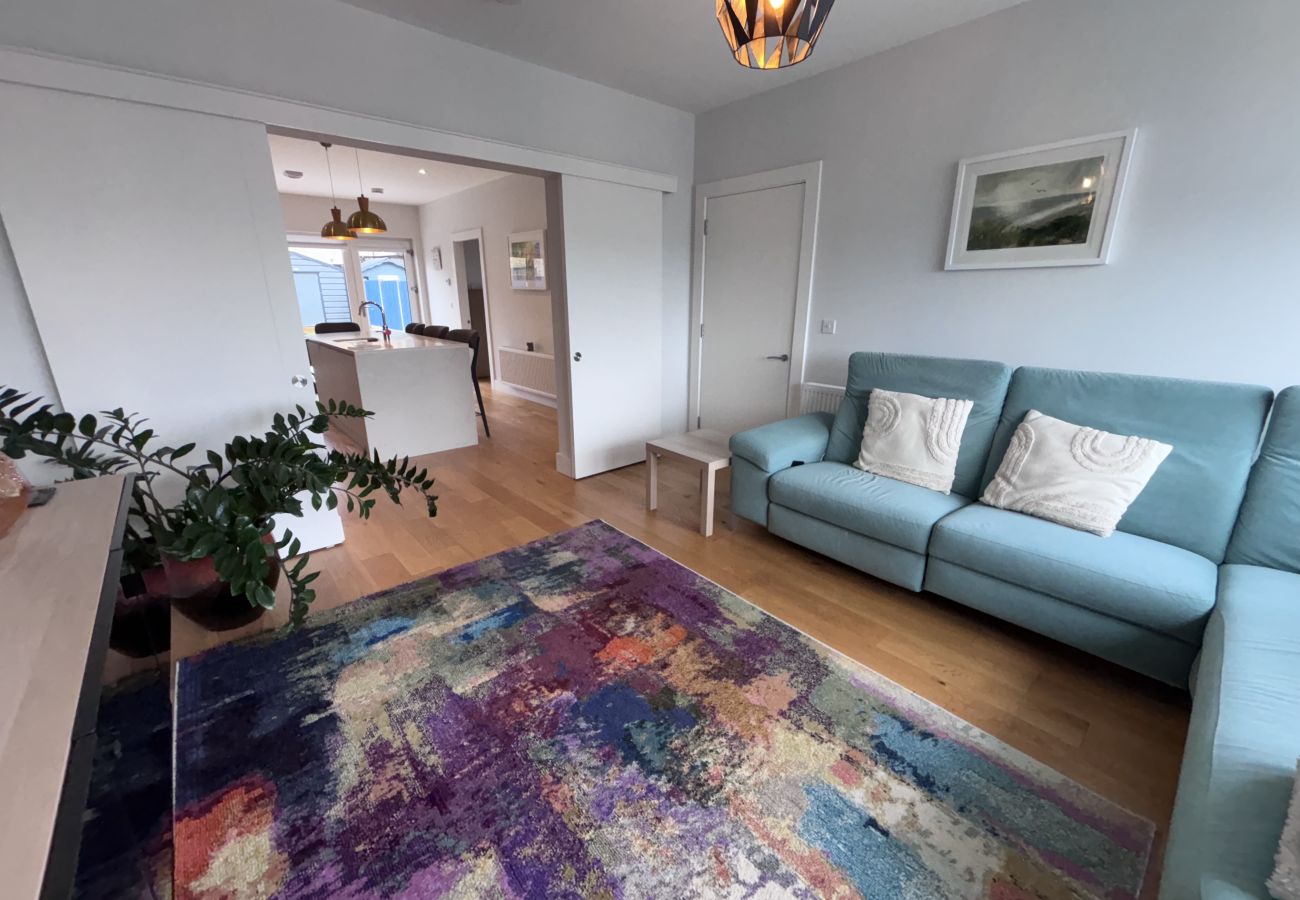 House in Baldoyle - Eloquent North Dublin House 