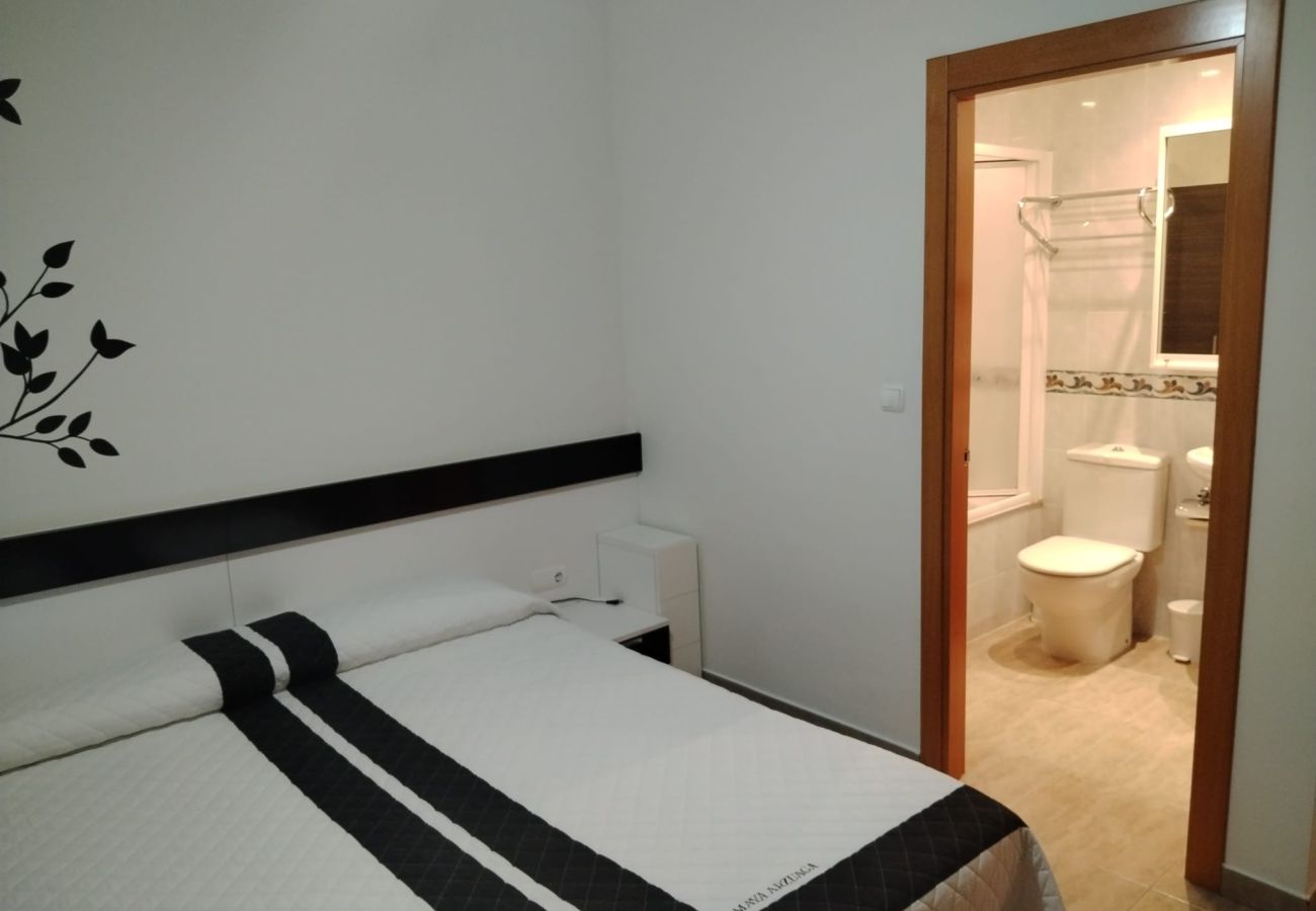 Apartment in Denia - Marivent 3 hab VYB LM053