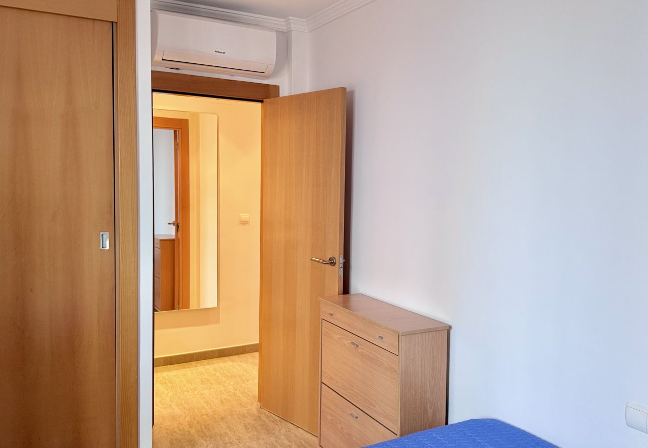 Apartment in Denia - Marivent 3 hab VYB LM -053