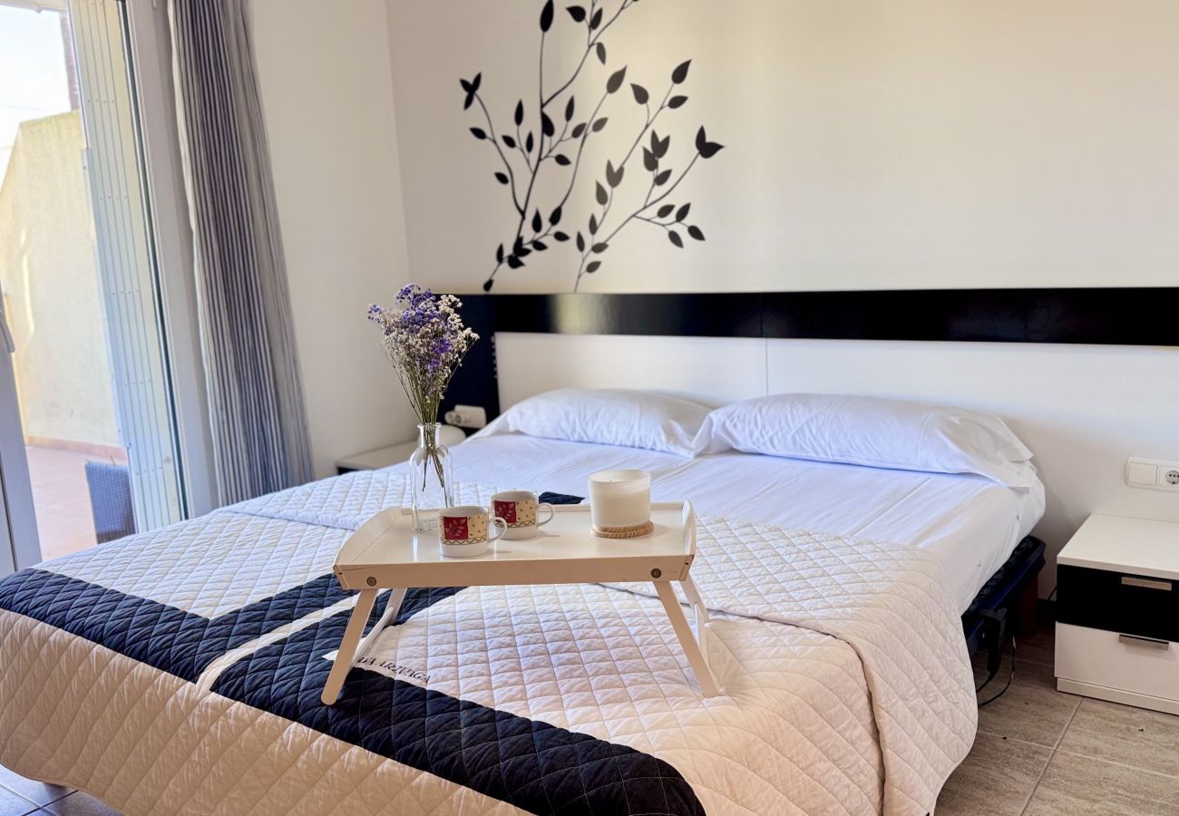Apartment in Denia - Marivent 3 hab VYB LM -053