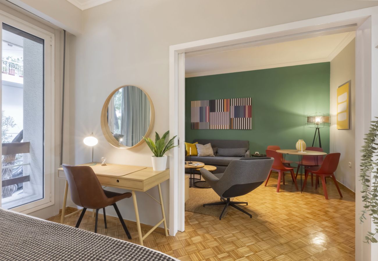 Studio in Athens - Eclectic Studio near Kallimarmaro