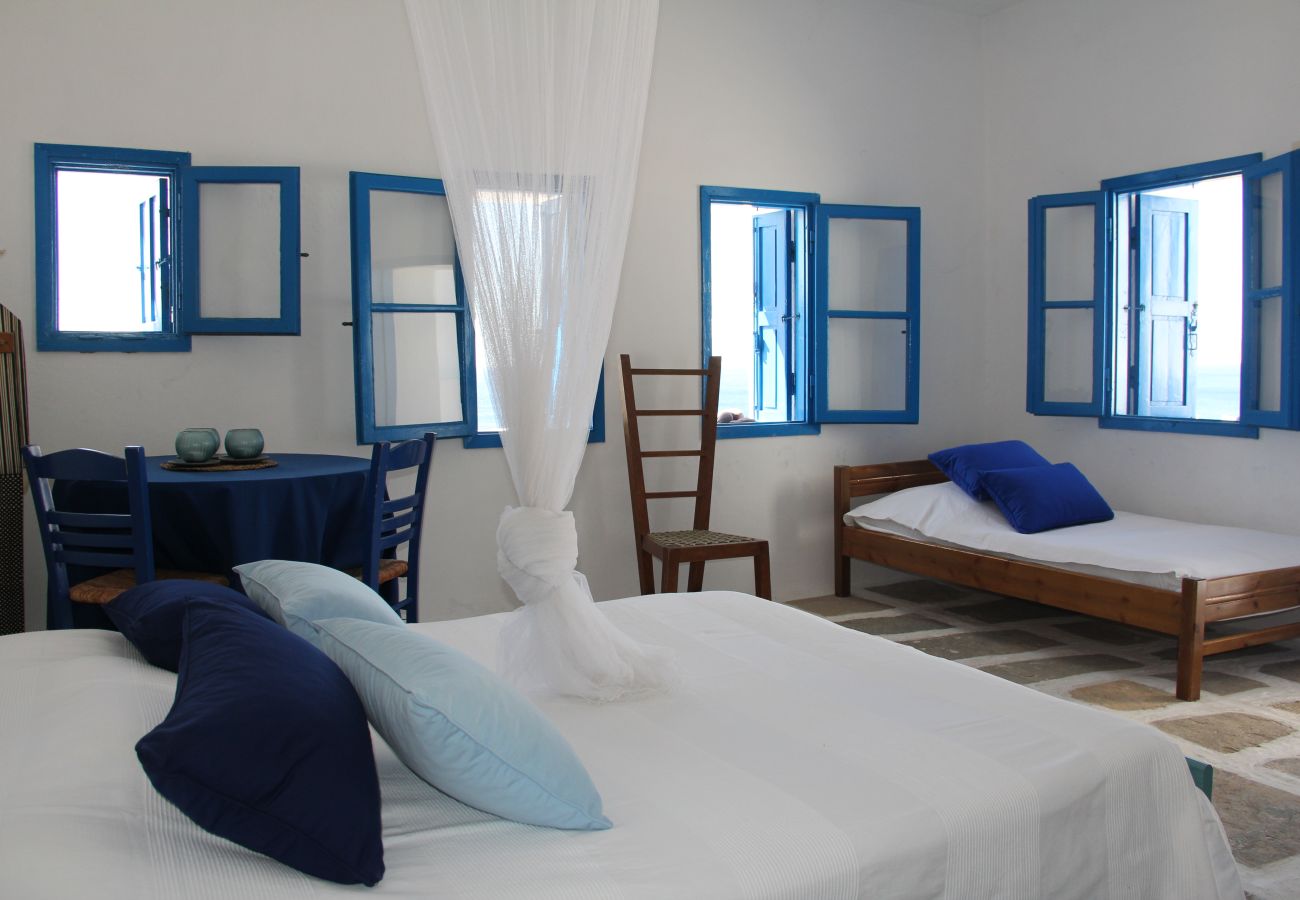 Villa in Ios - Artistic Villa Hideaway