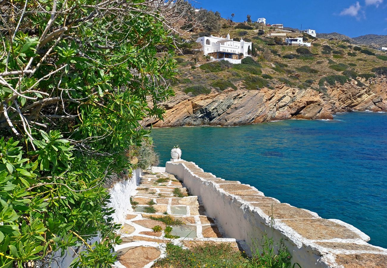 Villa in Ios - Artistic Villa Hideaway