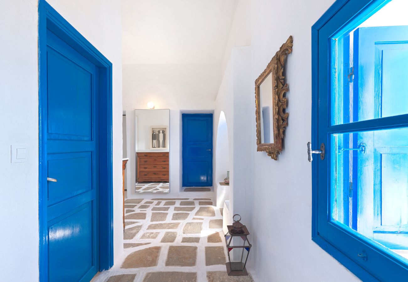 Villa in Ios - Artistic Villa Hideaway