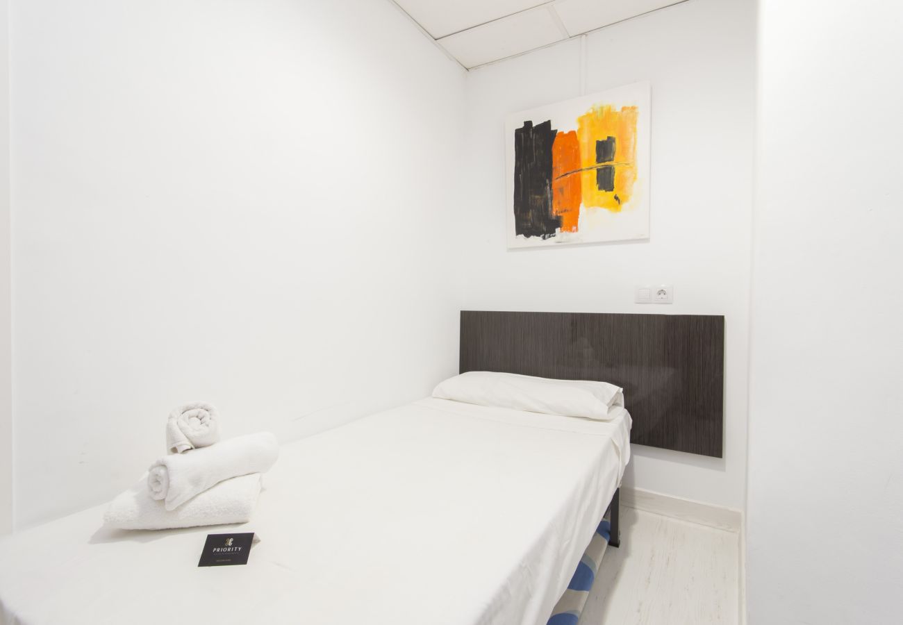 Apartment in Palma de Mallorca - Black & White minimum 30 nights stay 