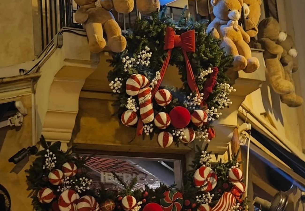 Apartment in Craiova - Urban Retreat 1BDR Craiova