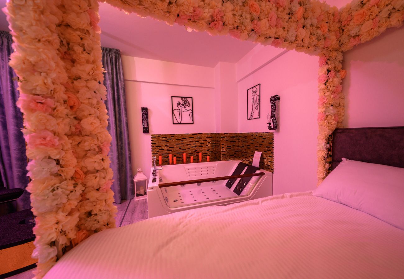 Apartment in Iași - BDSM YES SIR