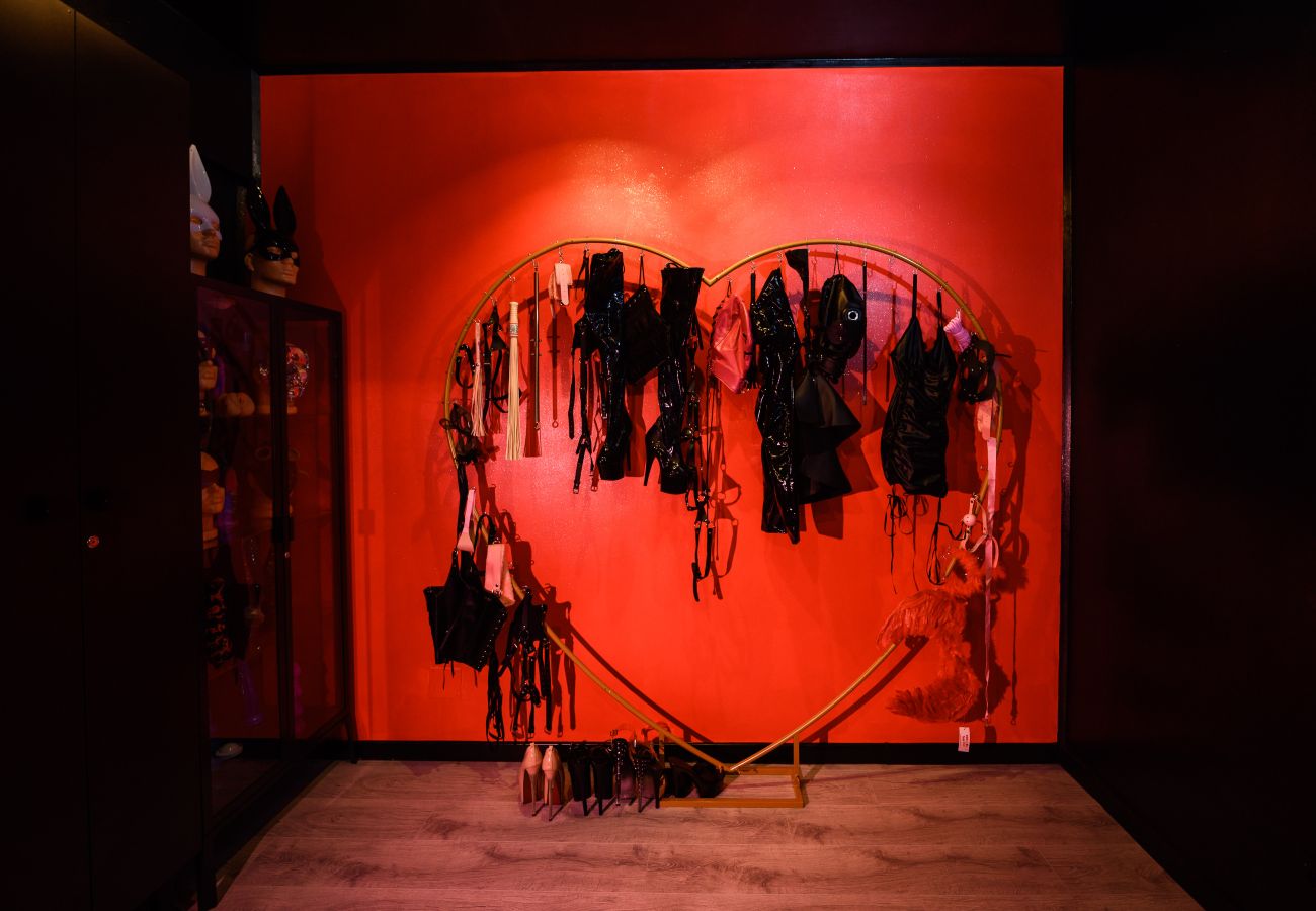 Apartment in Iași - BDSM YES SIR