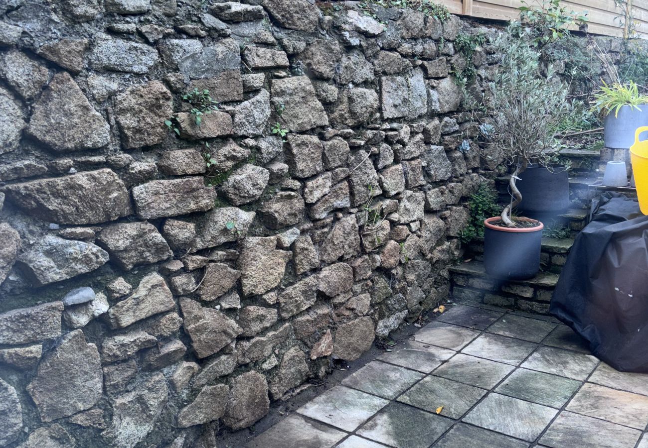 House in Blackrock - Blackrock Townhouse - Unique Space Sleeps 4