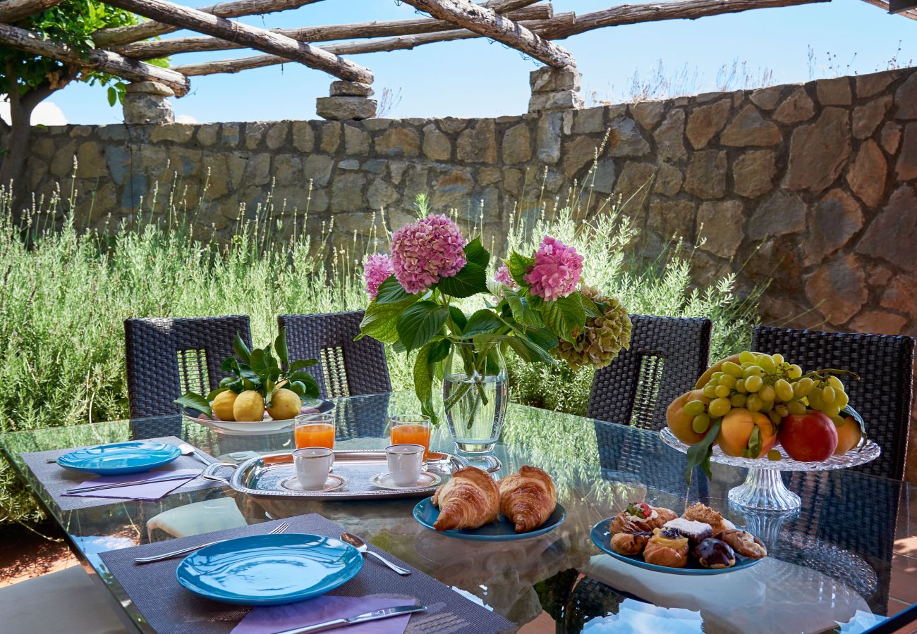 Villa in Scala - Villa Favara – Charming Luxury Retreat with Private Pool