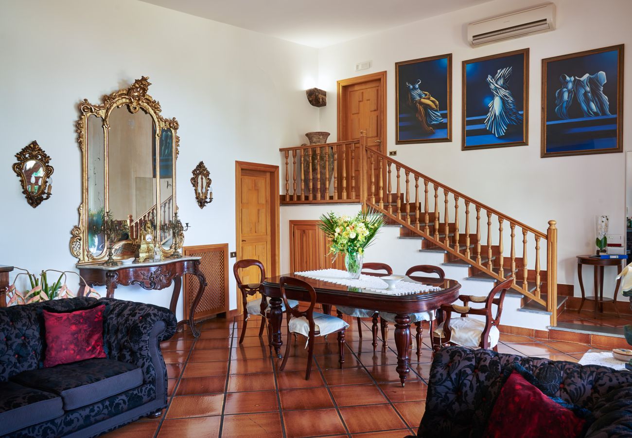 Villa in Scala - Villa Favara – Charming Luxury Retreat with Private Pool