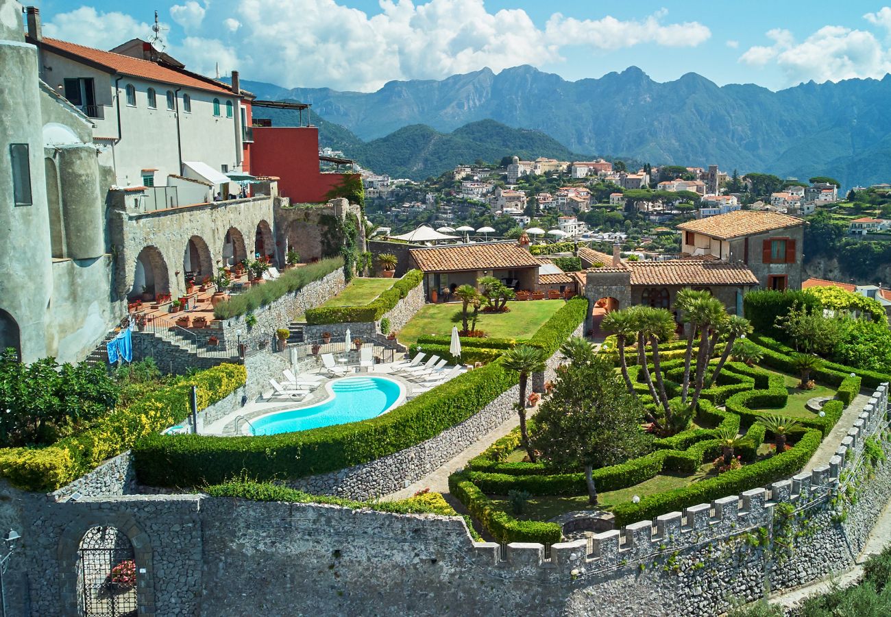 Villa in Scala - Villa Favara – Charming Luxury Retreat with Private Pool